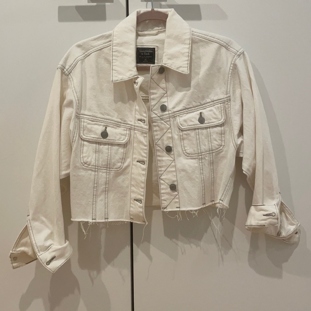 Cropped white denim jacket